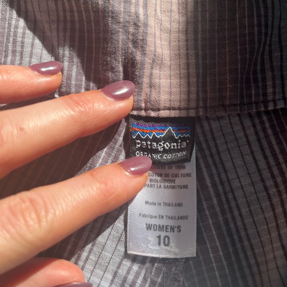 Patagonia Women’s shorts - Size 10 - Picture 4 of 5